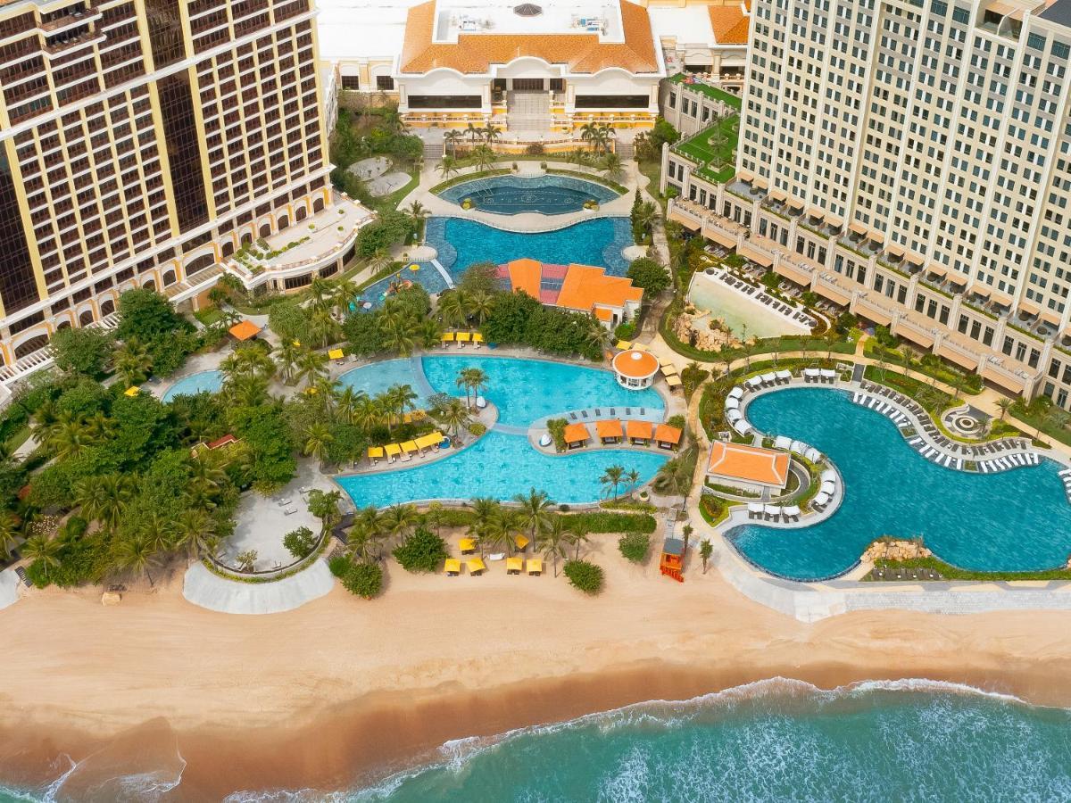 Holiday Inn Resort Ho Tram Beach, An Ihg Hotel Zewnętrze zdjęcie