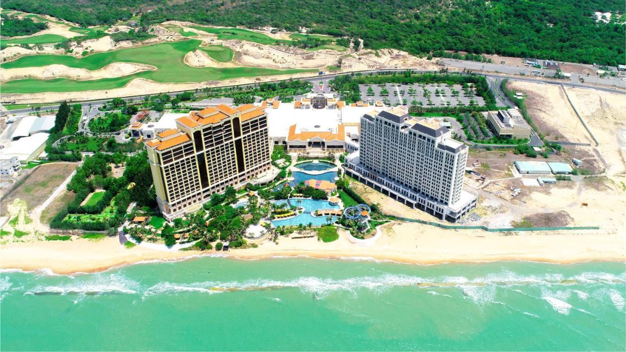 Holiday Inn Resort Ho Tram Beach By Ihg Zewnętrze zdjęcie